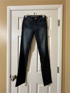 American Eagle Outfitters Dark Blue Skinny Jeans with Faded Front